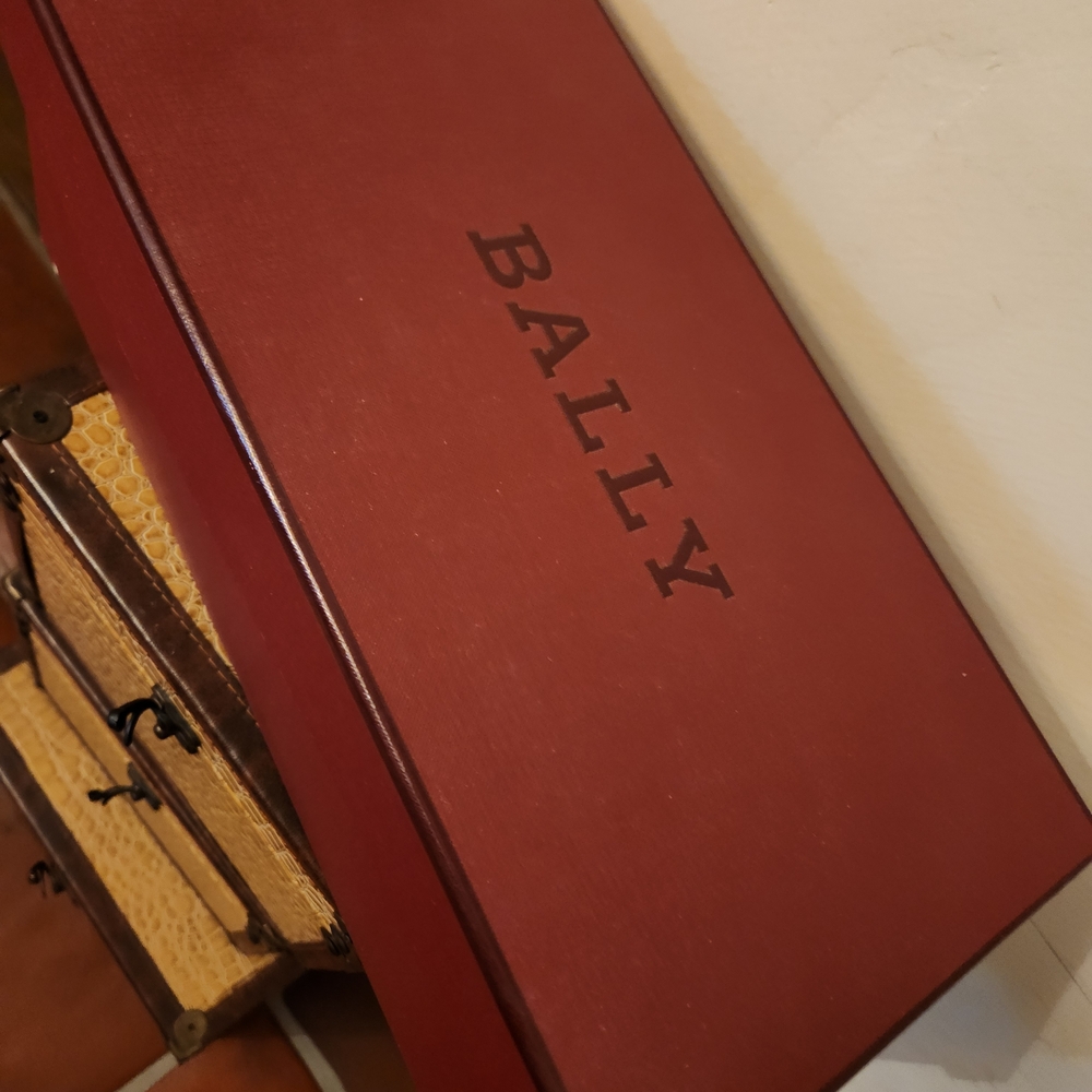 Bally White and Red Sneakers - Picture 7 of 8